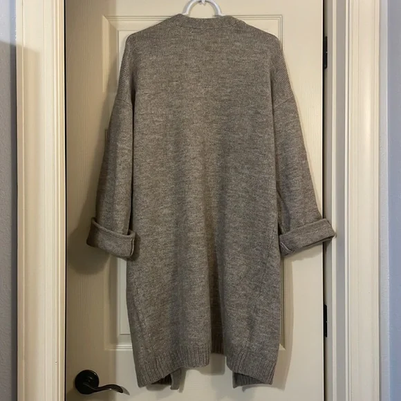 NWT Pink Rose longline cardigan in Stone (oatmeal tan color), size Large - Picture 2 of 11